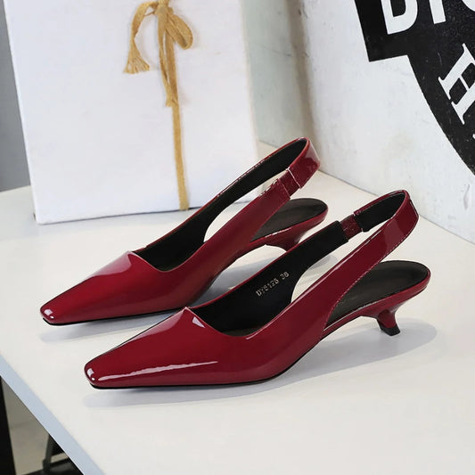 Fashionable Simple Single Shoes With Cone Heel Patent Leather Pointed Toe Low Heel Hollowed-Out With Trip Straps To Make Them