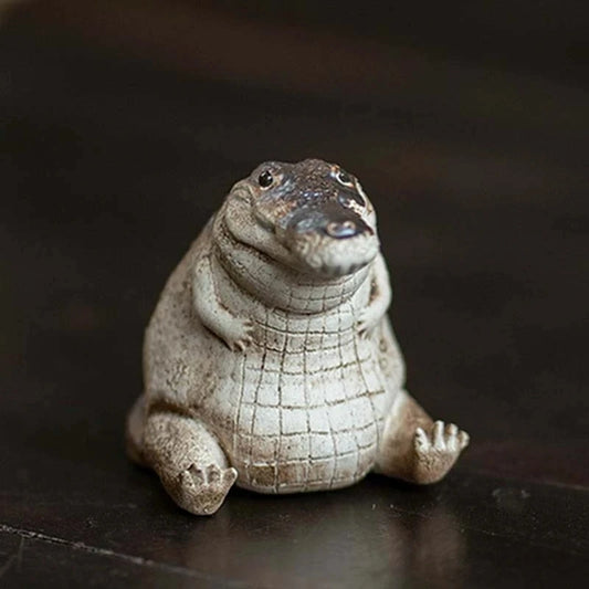 Cute Chubby Crocodile Figurine Realistic Little Crocodiles Ornament Resin Tea Pet Model Home Decor Funny Feng Shui Gifts