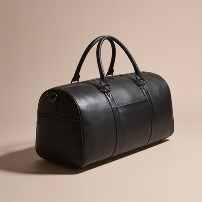 The Kingsley Duffle - Black - studio